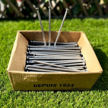 Boite 5kg Clous tête plate 140 x 5,5 pose gazon synthetique