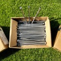 Boite 50 Clous tête plate 140 x 5,5 pour pose gazon synthétique