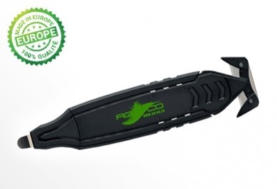 Cutter spécial gazon synthétique créé par des professionnels de la pose!
